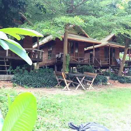 Apartmán Baan Pha Nin Mung Korn Rayong Exteriér fotografie