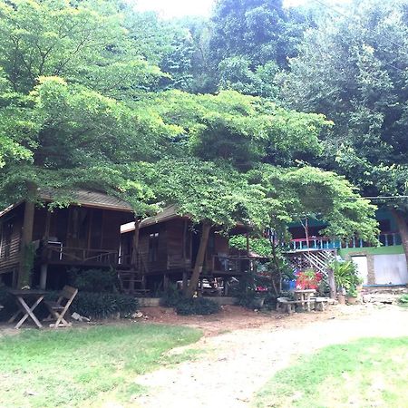 Apartmán Baan Pha Nin Mung Korn Rayong Exteriér fotografie