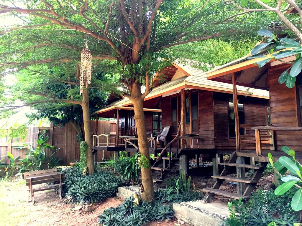 Apartmán Baan Pha Nin Mung Korn Rayong Exteriér fotografie