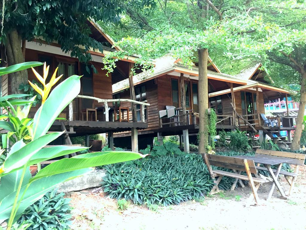 Apartmán Baan Pha Nin Mung Korn Rayong Exteriér fotografie