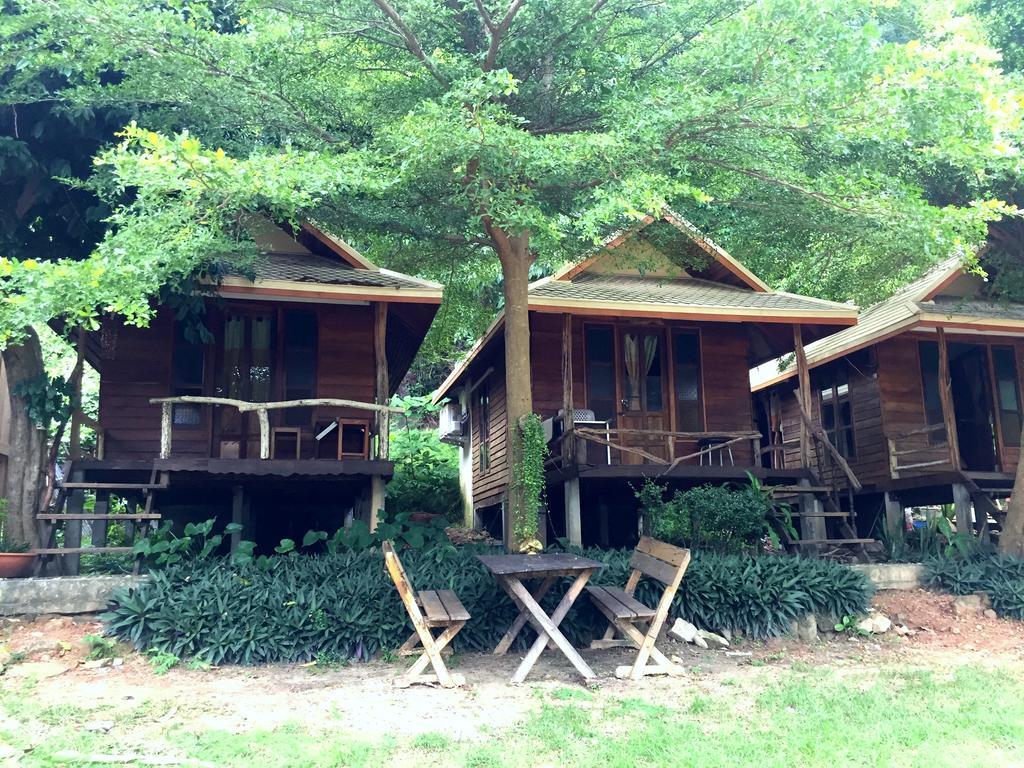 Apartmán Baan Pha Nin Mung Korn Rayong Exteriér fotografie
